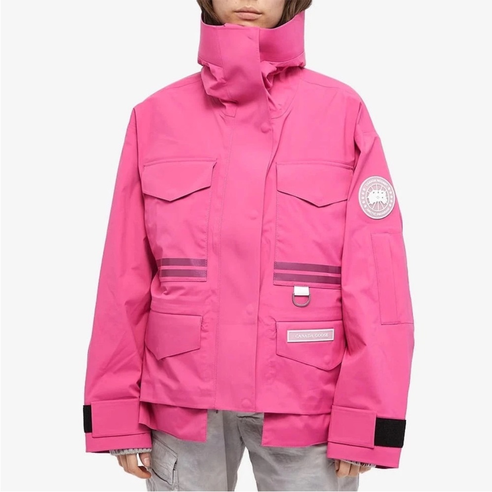 Canada Goose Women's Mordaga Rain Jacket in Summit Pink Size Medium 8801L1 $970